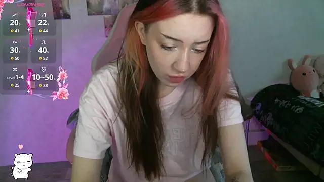 Snapshot of SweetieMollyy chatting on 03.14.25 SweetieMollyy online show from 03.14.25