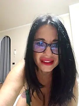 Snapshot of MichelleCara chatting on 09.24.25 MichelleCara online show from 09.24.25