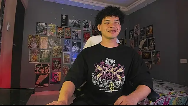 Snapshot of soy_ian_ chatting on 12.13.24 soy ian online show from 12.13.24