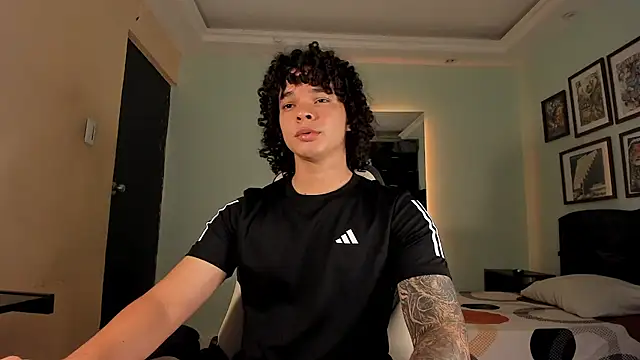 Snapshot of soy_ian_ chatting on 07.23.26 soy ian online show from 07.23.26
