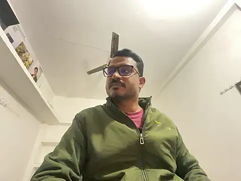 real meet girl finding in online show from 12.26.24