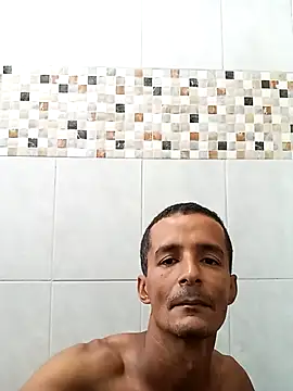 Snapshot of morenogato100 chatting on 01.08.26 morenogato100 online show from 01.08.26