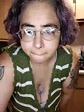 GraceHenderson online show from 12.28.24