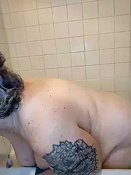 GraceHenderson online show from 01.13.25