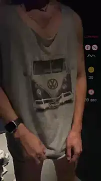 Snapshot of frnk30151 chatting on 01.31.25 frnk30151 online show from 01.31.25