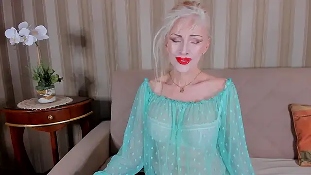 Rita Farel online show from 02.05.25