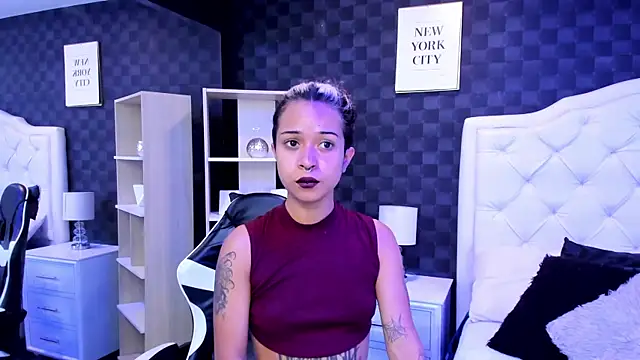 Snapshot of rave_connor chatting on 12.28.24 rave connor online show from 12.28.24