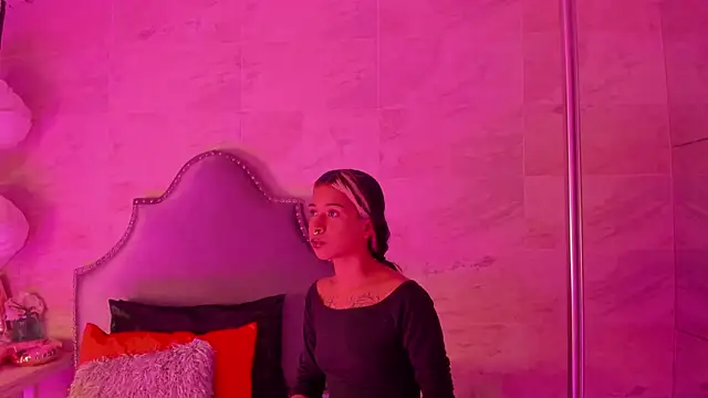 Snapshot of rave_connor chatting on 01.24.25 rave connor online show from 01.24.25