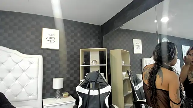 Snapshot of rave_connor chatting on 03.13.25 rave connor online show from 03.13.25