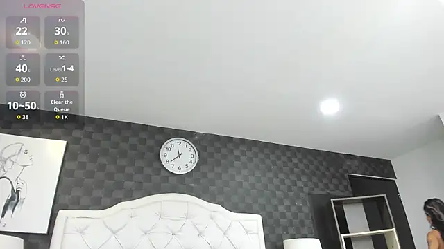 Snapshot of rave_connor chatting on 09.11.25 rave connor online show from 09.11.25