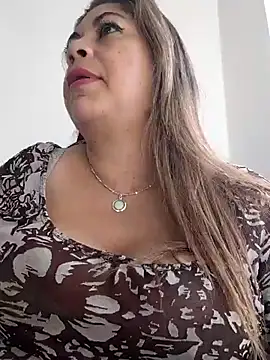 Laura-Hernandez online show from 07.17.26