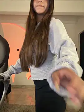 aly golden  online show from 04.25.26