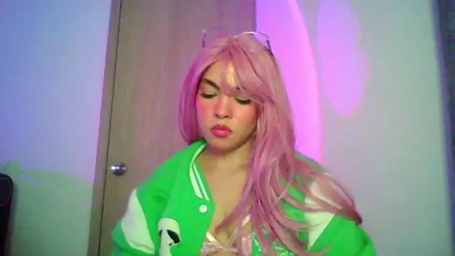 Kiri Cutee online show from 11.07.25