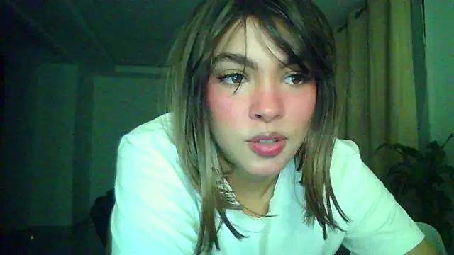 Kiri Cutee online show from 11.15.25