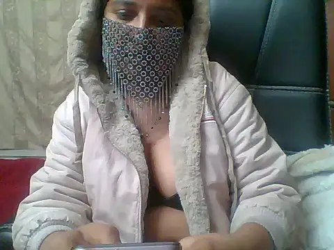 Snapshot of kamayanisingh24 chatting on 01.20.25 kamayanisingh24 online show from 01.20.25