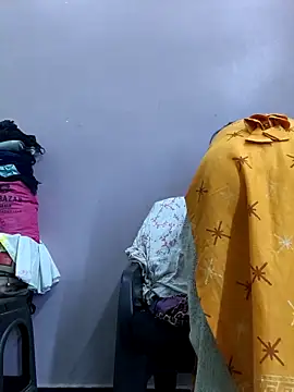 Snapshot of Ananya_34 chatting on 10.26.25 Ananya 34 online show from 10.26.25