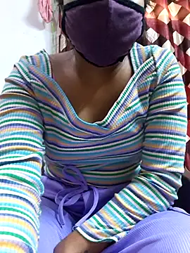 Snapshot of Ananya_34 chatting on 11.21.25 Ananya 34 online show from 11.21.25