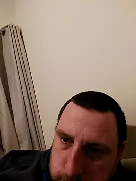 Snapshot of HE-M123 chatting on 12.02.24 HE-M123 online show from 12.02.24