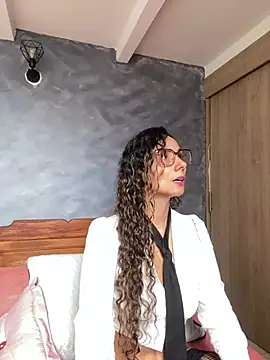 Snapshot of MafeeRoss chatting on 07.20.26 MafeeRoss online show from 07.20.26