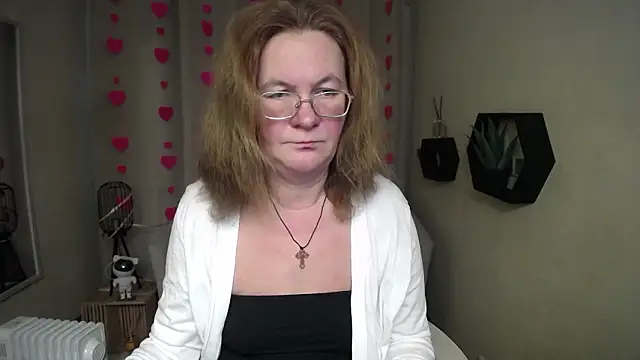 HolyMilfa online show from 02.08.26