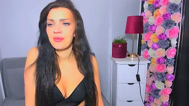 OliviaFantasy online show from 11.13.25