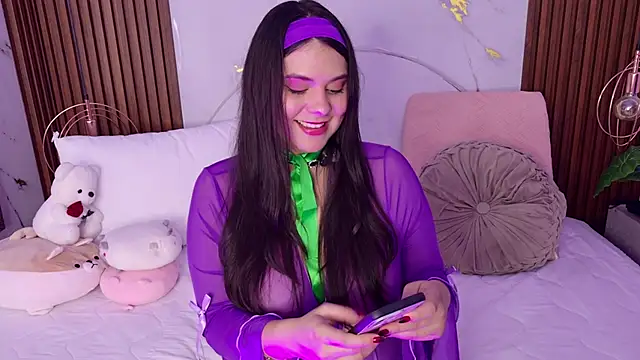 pamelajons  online show from 10.23.25