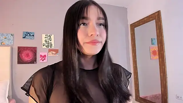 Snapshot of Maia_W10 chatting on 07.31.26 Maia W10 online show from 07.31.26