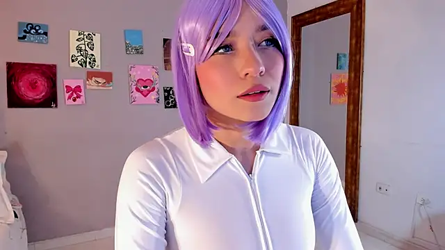 Snapshot of Maia_W10 chatting on 08.06.26 Maia W10 online show from 08.06.26