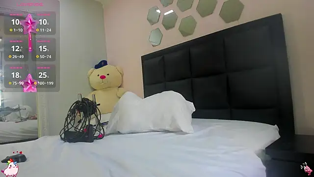 Catalina Jonex online show from 10.02.25