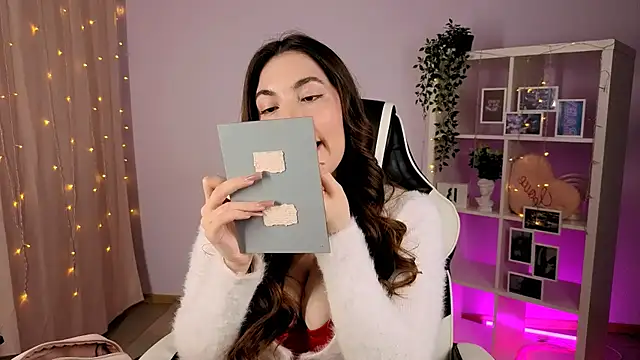 MelissaLovvv online show from 10.13.25