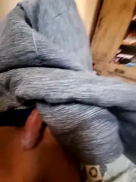 Snapshot of magrin_ chatting on 03.08.25 magrin  online show from 03.08.25