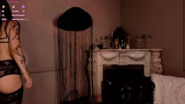 Kelly Woods online show from 07.24.26