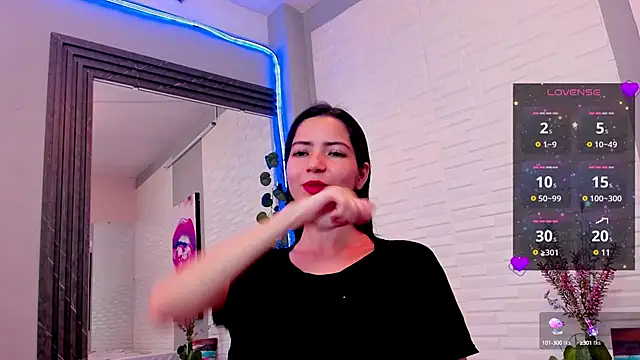 Snapshot of sweetieandjuicyy chatting on 01.10.25 sweetieandjuicyy online show from 01.10.25