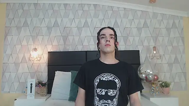 JustinePerry online show from 09.23.25