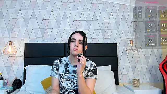 JustinePerry online show from 11.30.25