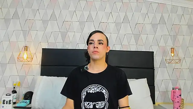 JustinePerry online show from 12.01.25