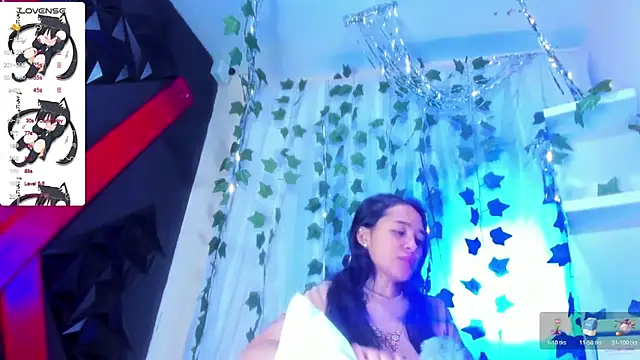 Snapshot of tokito_mitsuri chatting on 11.04.25 tokito mitsuri online show from 11.04.25