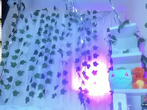 Snapshot of tokito_mitsuri chatting on 11.05.25 tokito mitsuri online show from 11.05.25