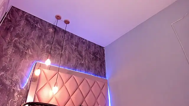 megan 100 online show from 01.09.25