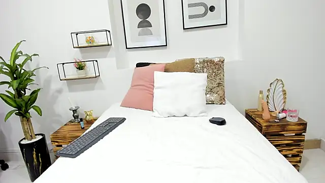 afrodita martinez online show from 01.28.25