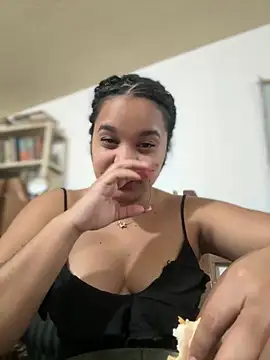 Lucy wilson5 online show from 12.03.25