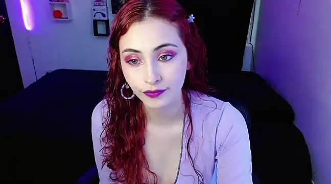 Snapshot of Eternal_Garden chatting on 12.24.24 Eternal Garden online show from 12.24.24