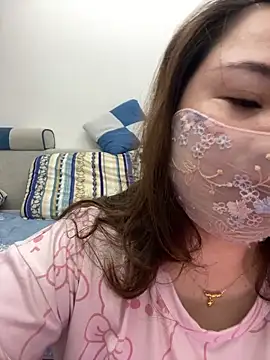 Snapshot of Angie_88 chatting on 05.20.26 Angie 88 online show from 05.20.26