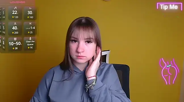 Evelina GG online show from 02.20.25