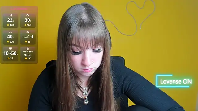 Evelina GG online show from 10.25.25