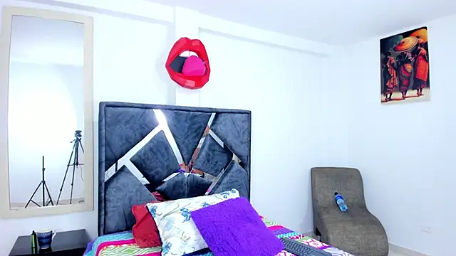 Dulce amg online show from 11.18.25