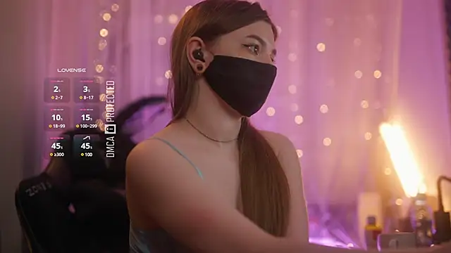 Snapshot of aarimass chatting on 02.15.25 aarimass online show from 02.15.25