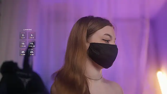 Snapshot of aarimass chatting on 02.28.25 aarimass online show from 02.28.25