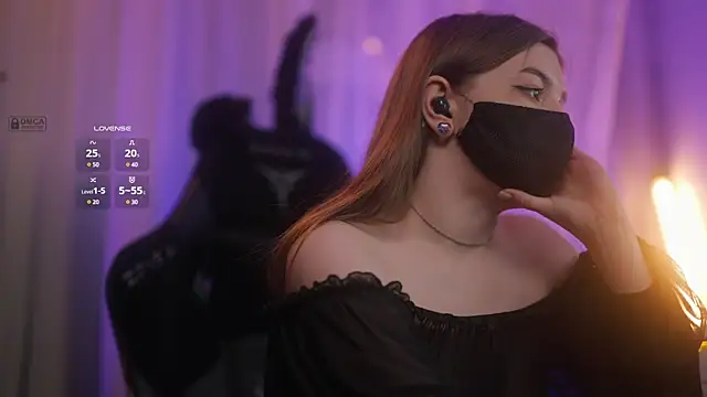 Snapshot of aarimass chatting on 02.28.25 aarimass online show from 02.28.25