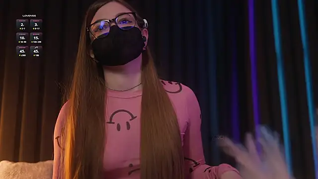 Snapshot of aarimass chatting on 03.15.25 aarimass online show from 03.15.25